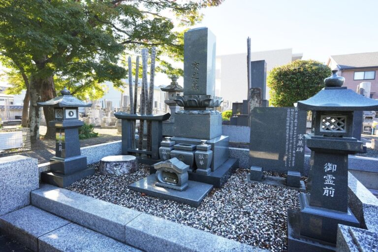 和型墓石